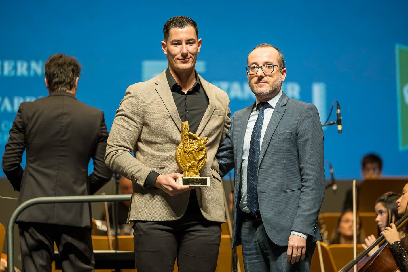 Víctor González se llevó el Premio Bolístico.