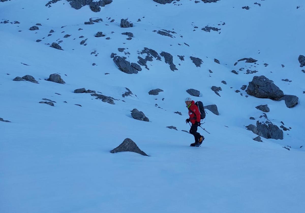 Se reanuda la búsqueda del joven desaparecido en Picos de Europa