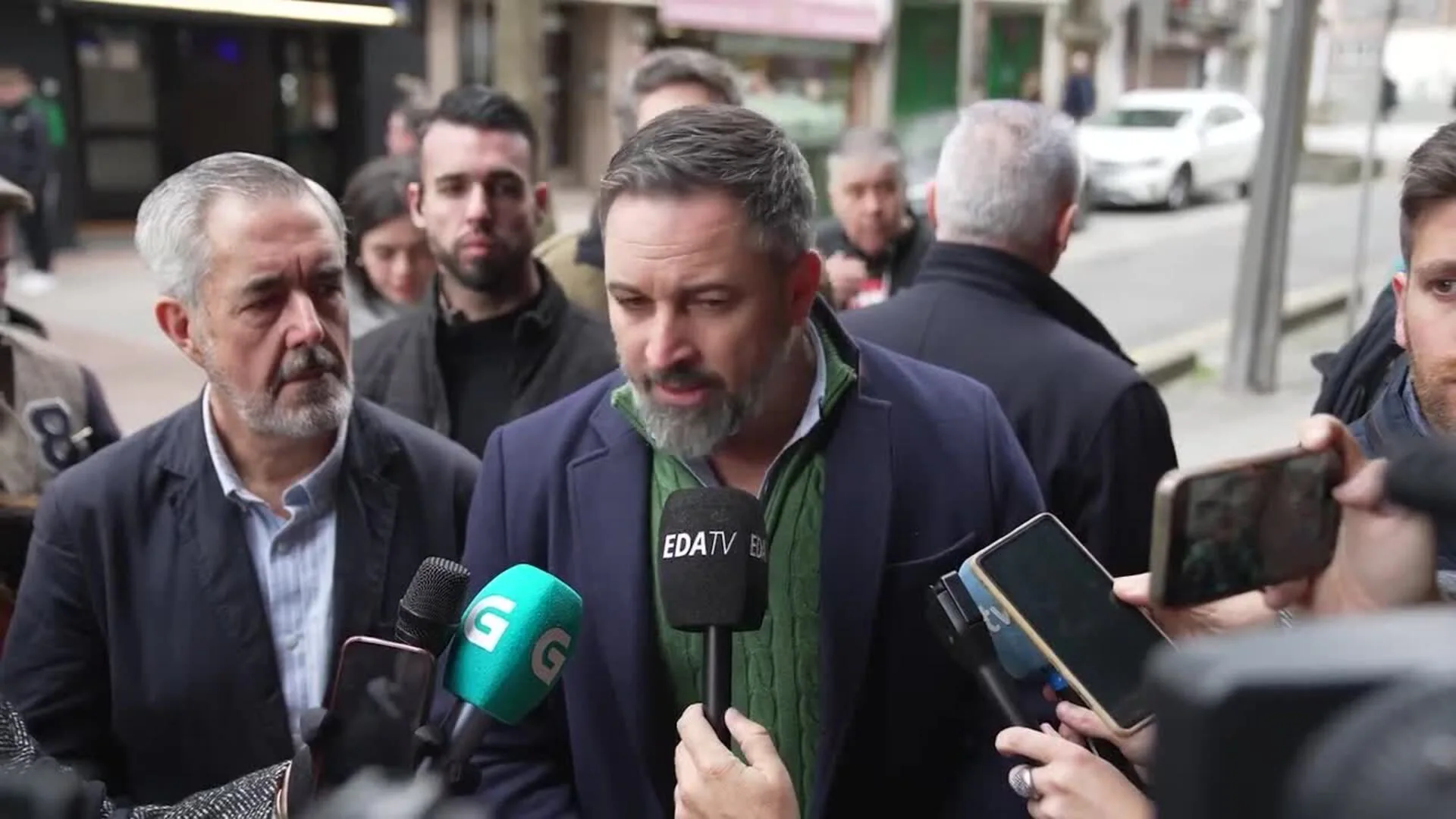 Abascal Acusa A Feij O De Acudir Al Auxilio De S Nchez Cada Dos Por