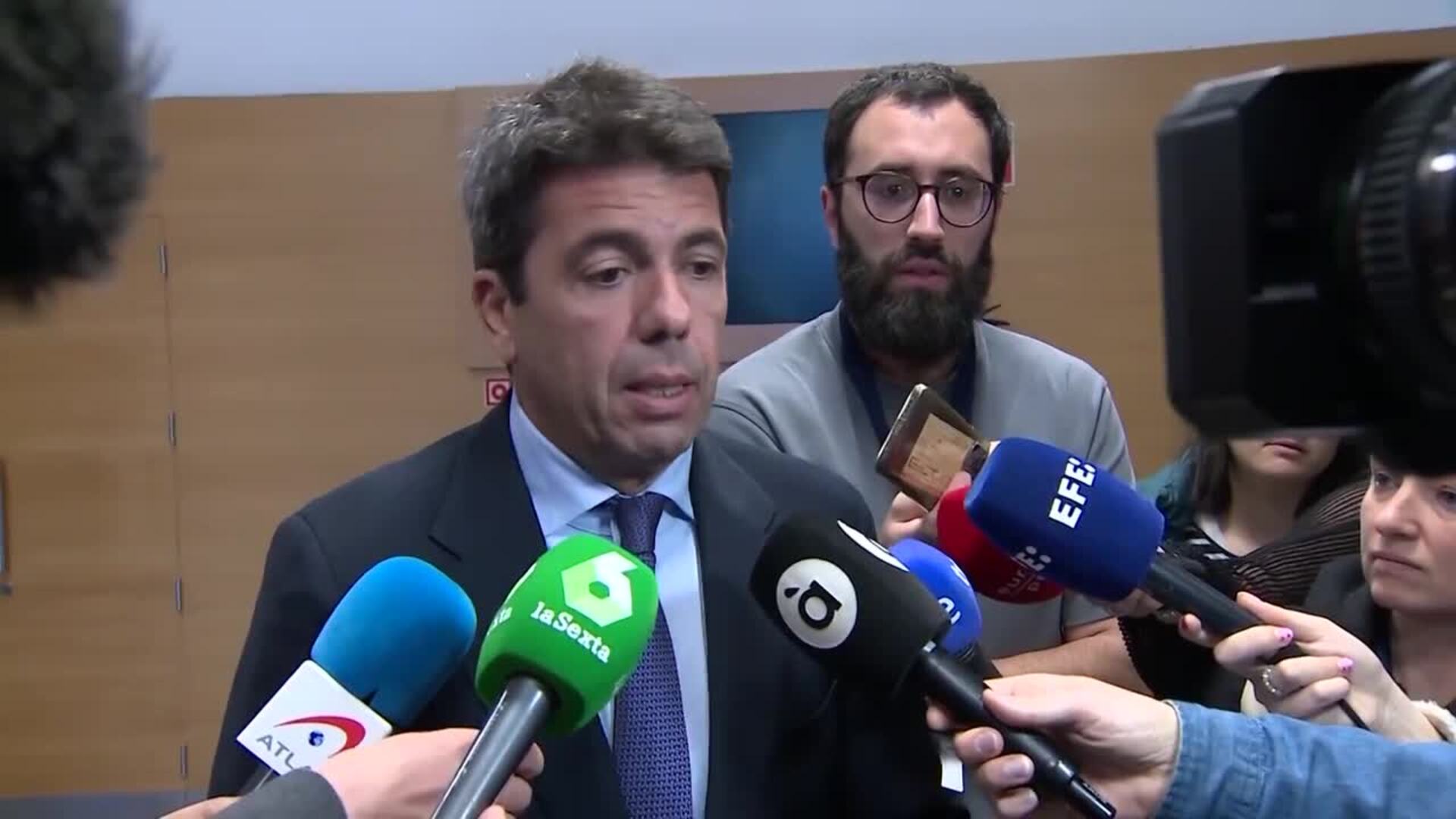 Mazón celebra la victoria de Rueda en Galicia: "Es un muy buen día para todos los gallegos"