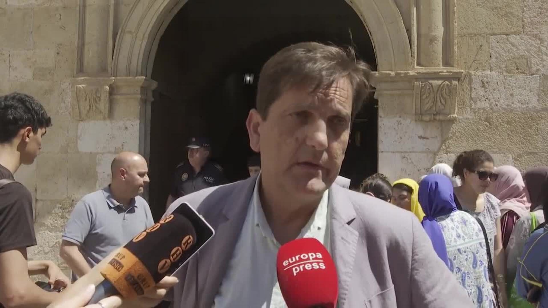 Minuto de silencio en Alzira por menor fallecido el río Júcar: "Qué nadie vuelva a nadar allí"