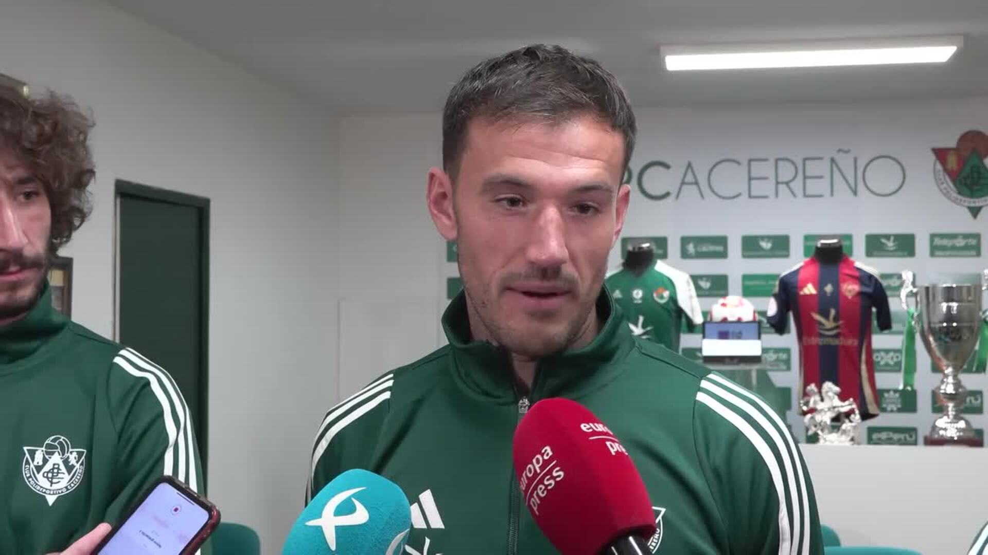Jugador Cacereño: "Con nuestras armas vamos a ir a por el partido" contra el Atlético de Madrid