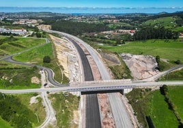 La obra del nudo de Torrelavega tiene que entrar en funcionamiento durante el próximo verano.