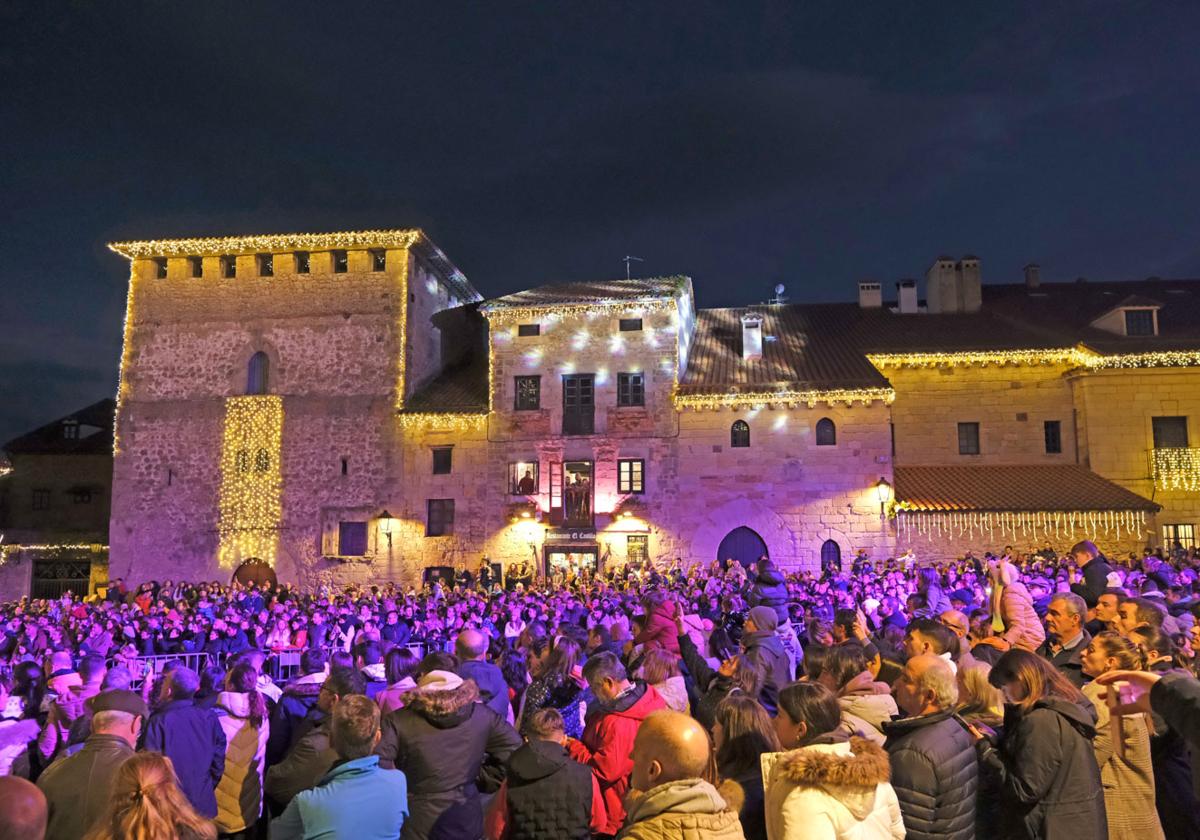 La cabalgata de Santillana del Mar, en imágenes