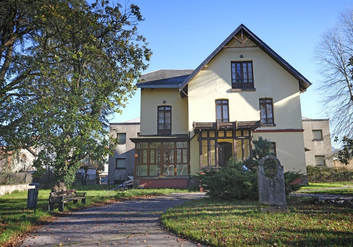 Casa de Doctor Arines en Cabezón de la Sal.