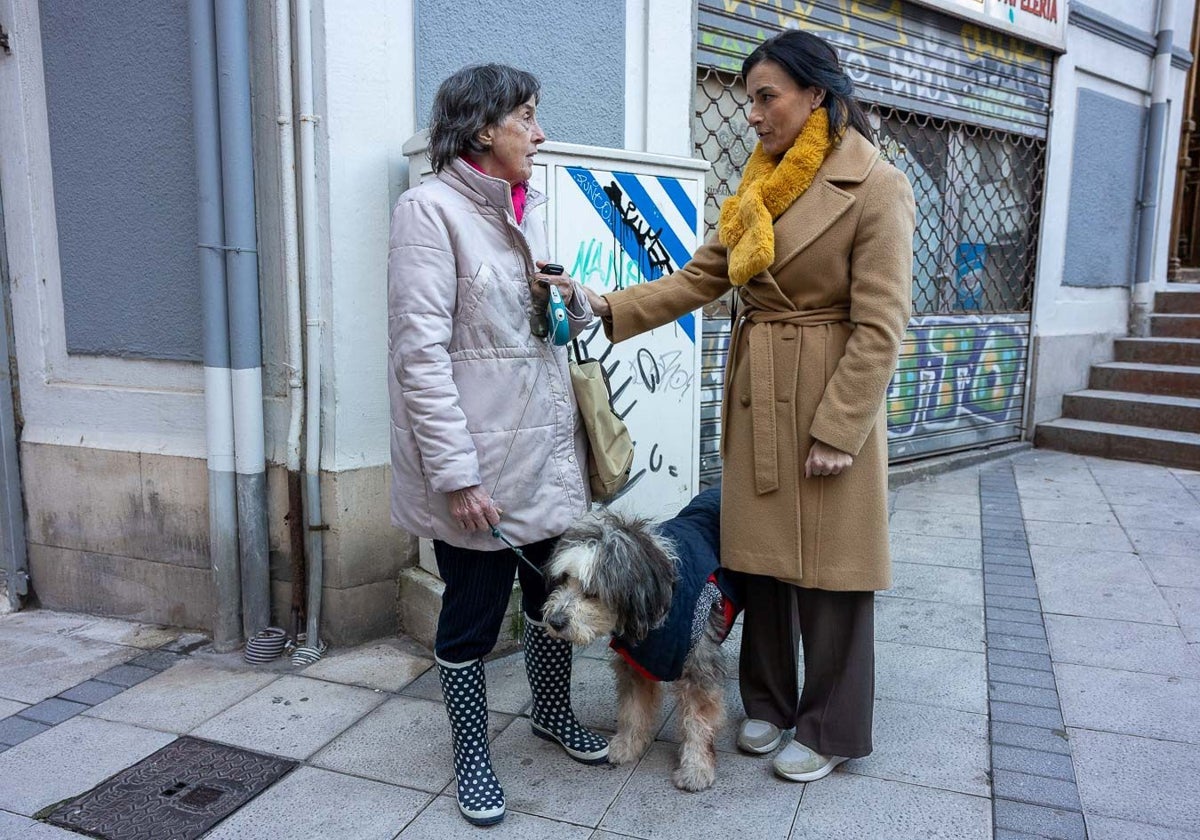 Charo Pérez mantuvo una conversación este sábado con la alcaldesa de Santander, Gema Igual.