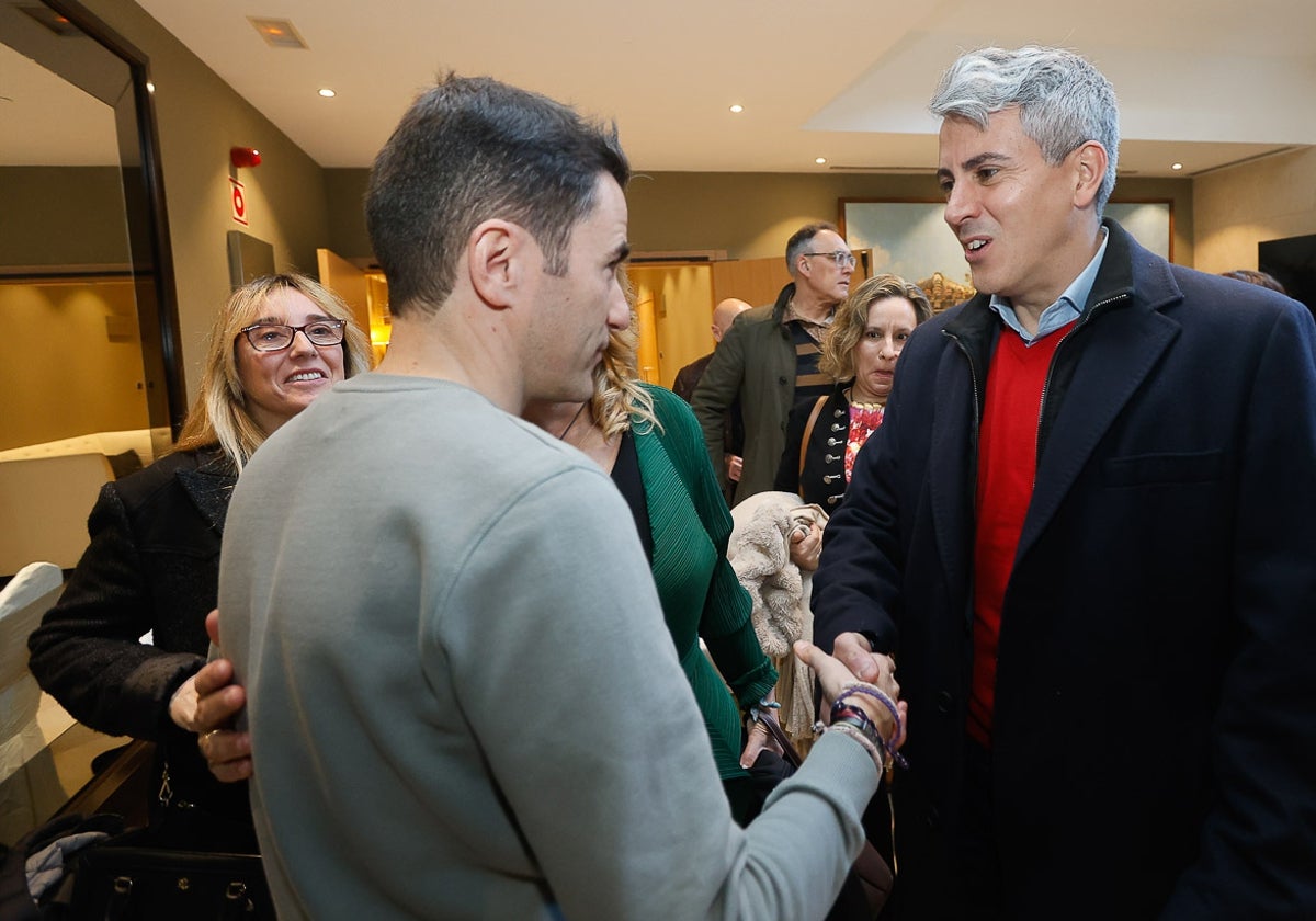 Zuloaga y Casares, juntos a un mes de las primarias