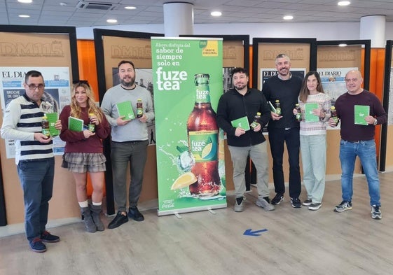 Los responsables de Coca-Cola han felicitado en persona el día del patrón, San Francisco de Sales, a los empleados de El Diario Montañés