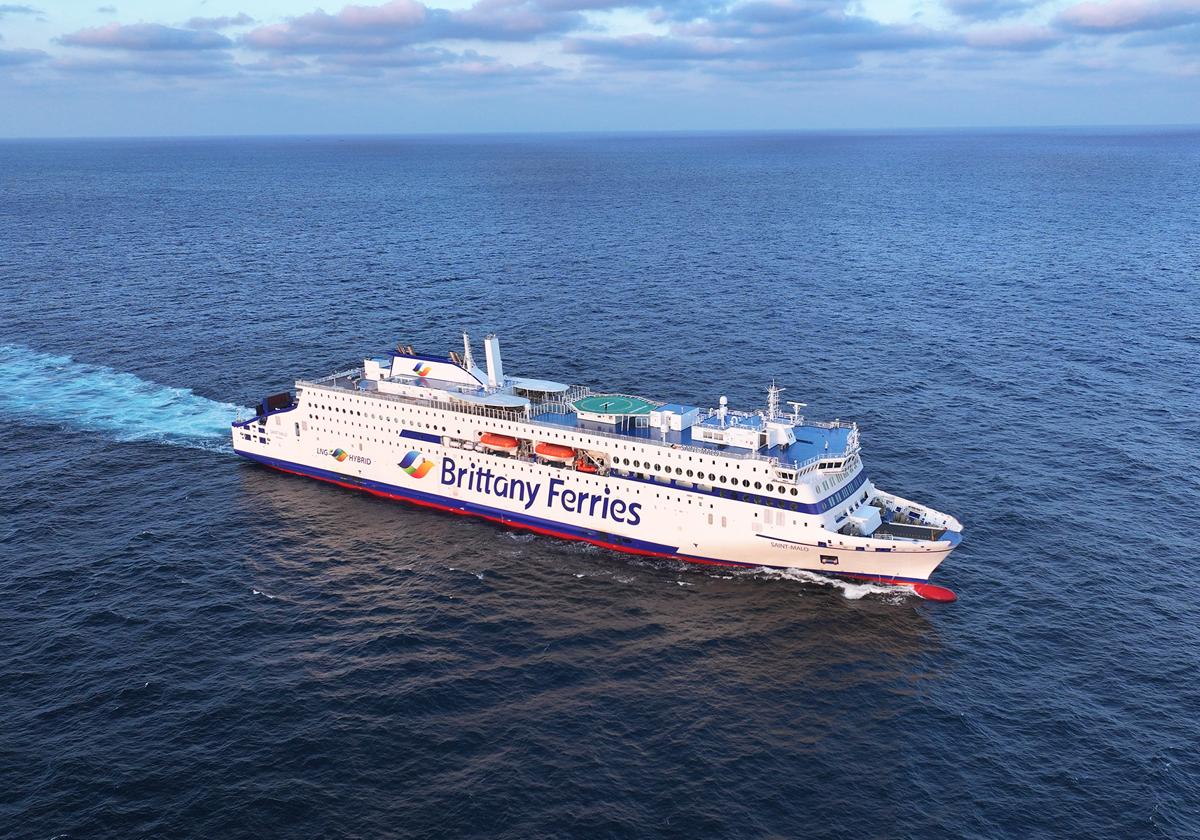 Brittany Ferries seleccionará personal en febrero en Santander para cuatro de sus buques