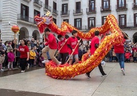 El Año Nuevo Chino llega a Santander lleno de colores y dragones