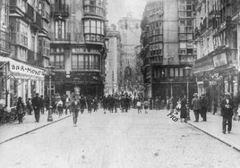 Fotografía antigua de la zona comercial de Santander