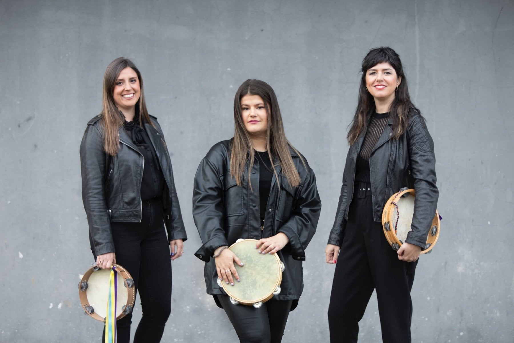 Pandereteras de Ruente, Raquel, Lucía y Yoli.