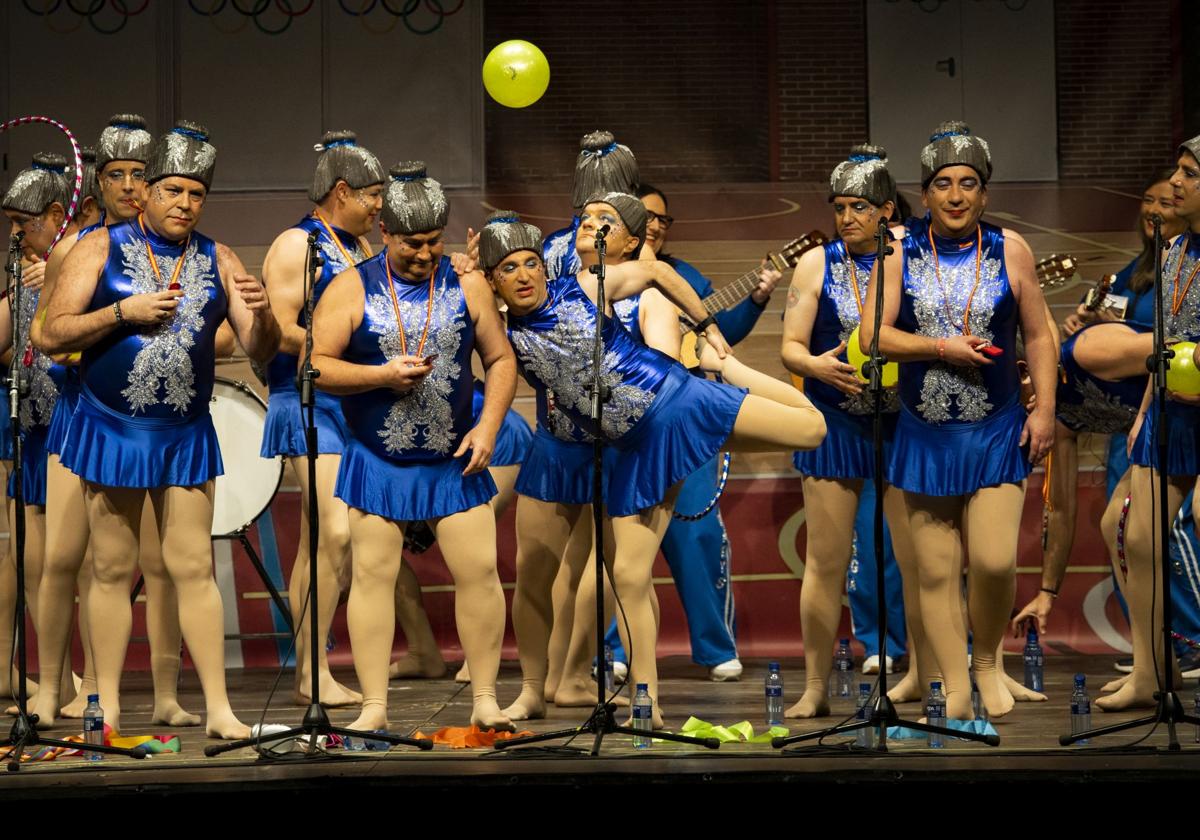 Los Maky's se metieron en la piel de unas divertidas gimnastas.