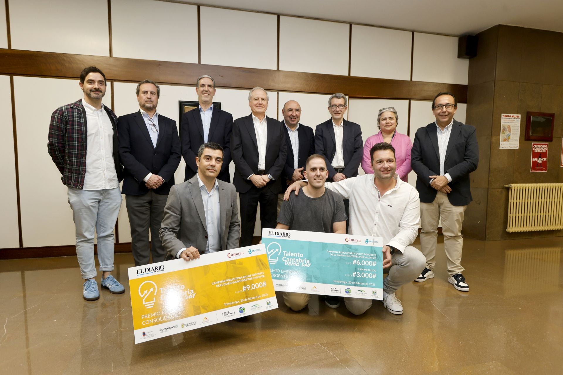 Los ganadores de la V edición, Acorde Technologies y H7Metrology, acompañados por los miembros del jurado.