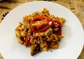 Arroz con verduras al horno.