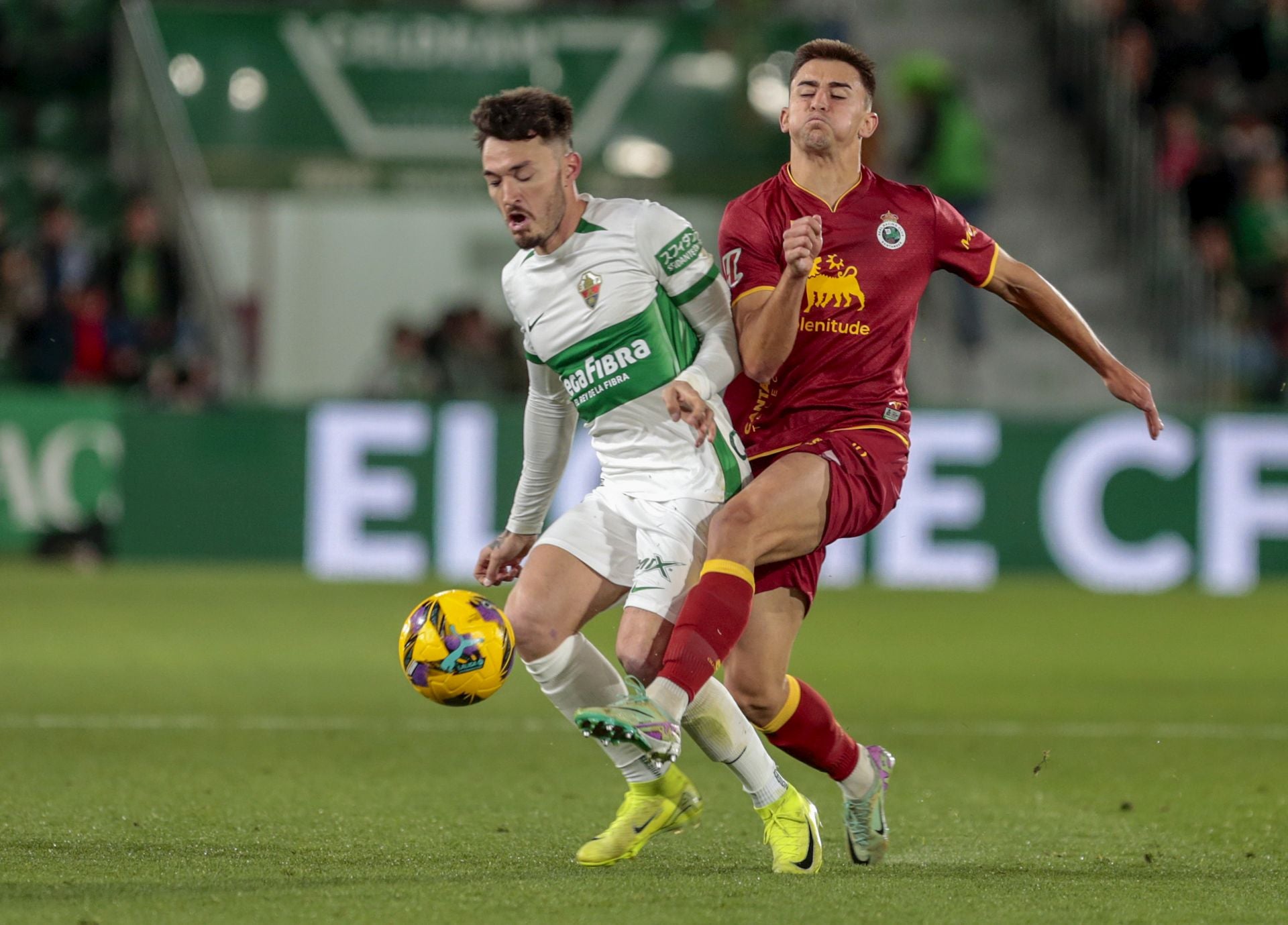 Mario García, durante el partido de ida en el Martínez Valero.