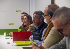 Guillermo Blanco, Paula Fernández, Miguel Ángel Revilla, Javier Marcano y Pedro Hernando.