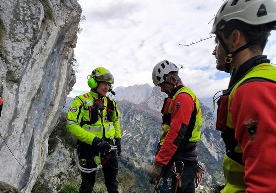 Así ha sido el rescate en la vía ferrata de La Hermida