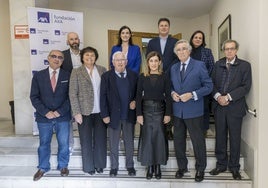 De izquierda a derecha, José Martínez Olmos, Reinhard Wallmann, Isabel de Frutos, Fernando Jáuregui, Gema Igual, María José Sáenz de Buruaga, Josep Alfonso, Tomás Gómez, Pilar González y Manuel Ángel Castañeda.