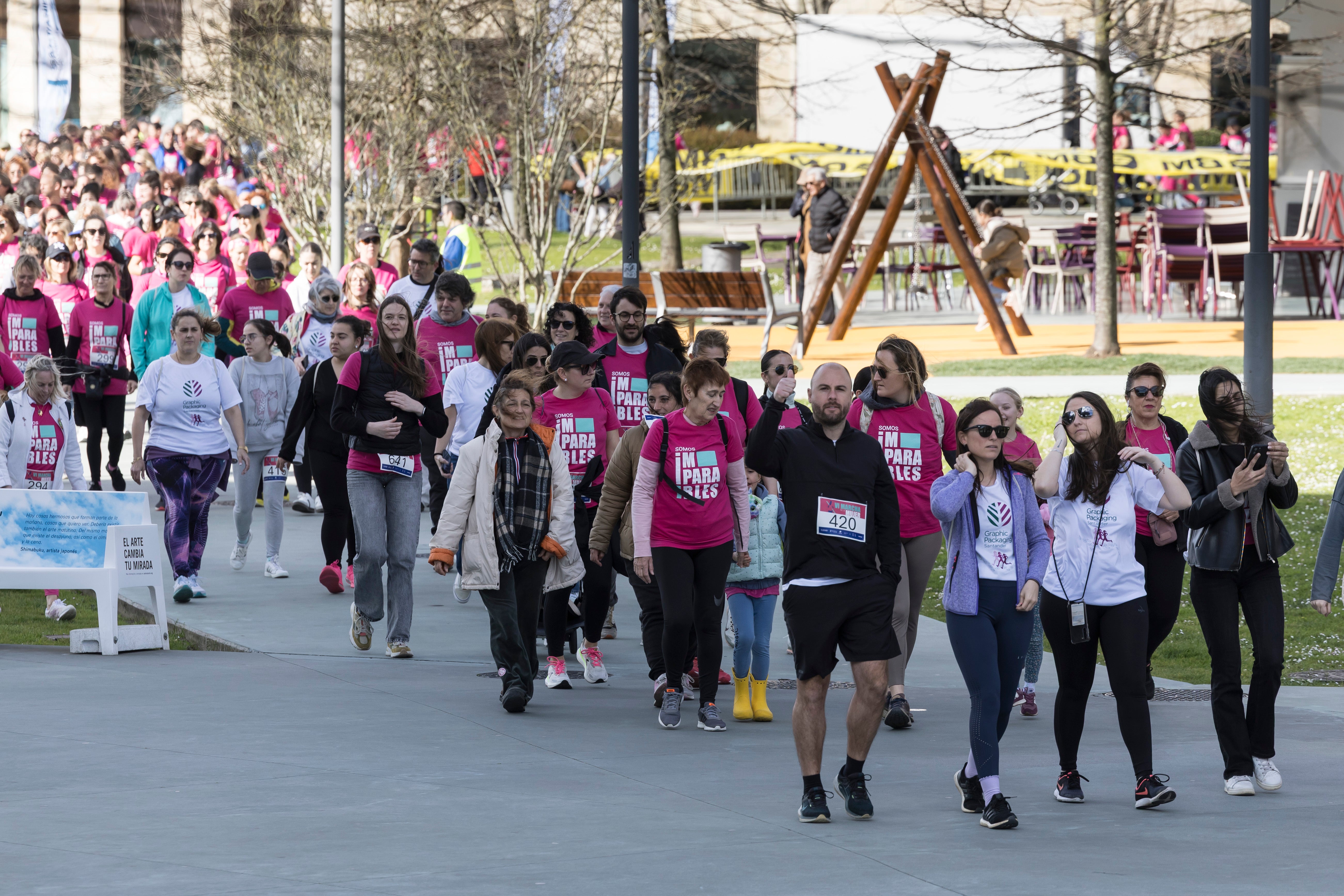 La carrera de la mujer de El Diario Montañés, en imágenes