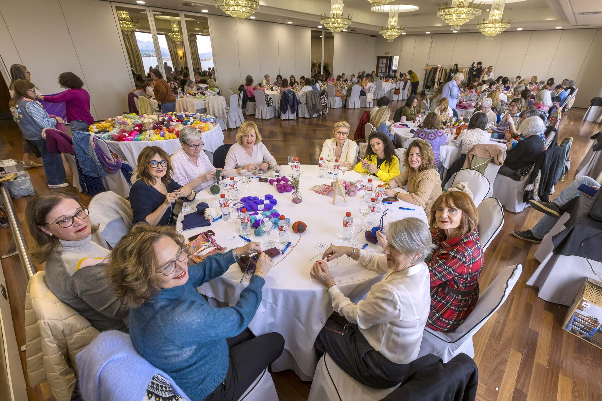 80 mujeres participaron en el I Encuentro de Tejedoras de Santander.