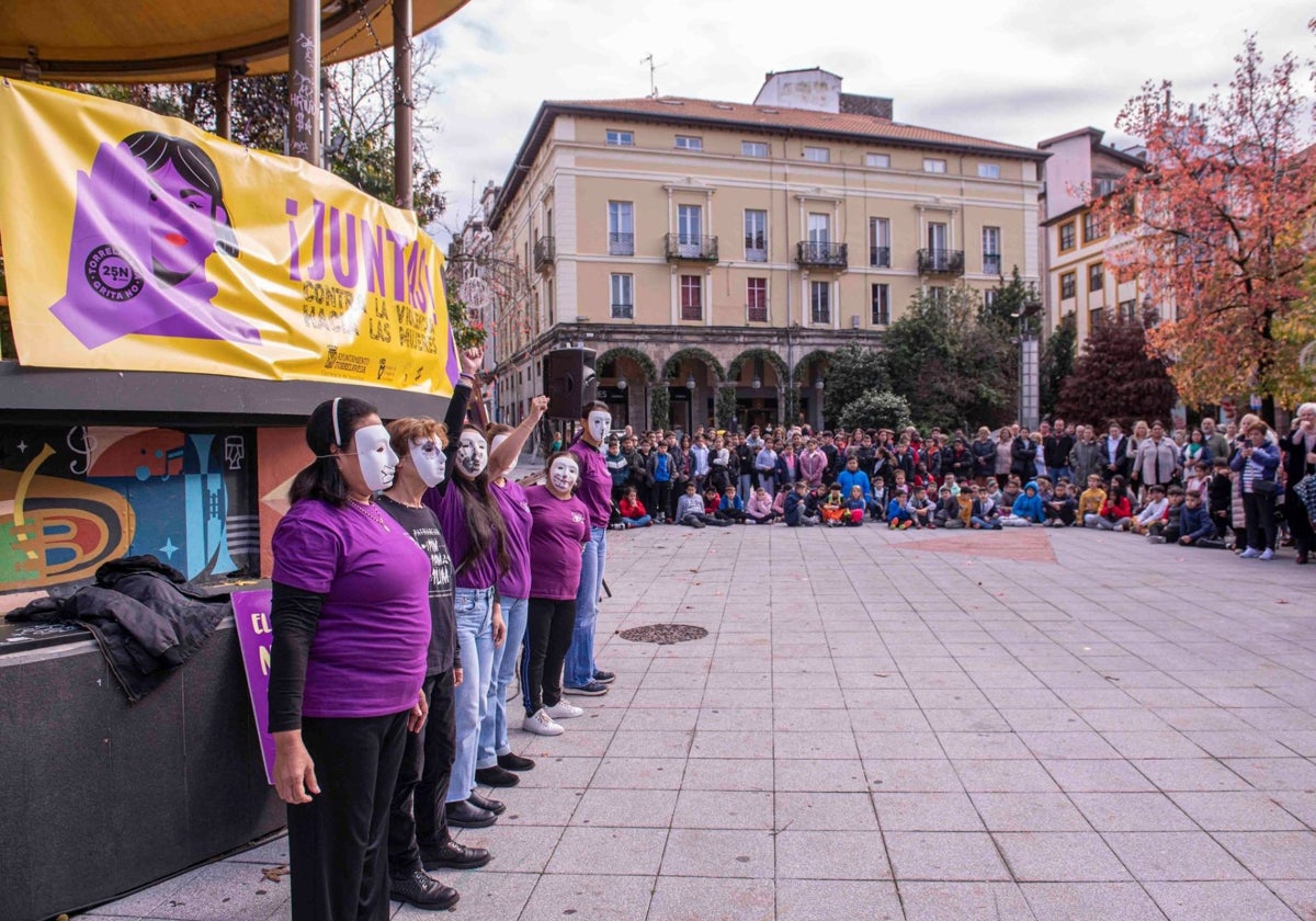 Espacio Mujeres Torrelavega atendió el año pasado a 215 vecinas por violencia de género