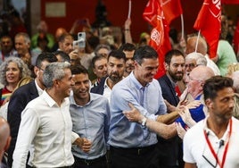 Pablo Zuloaga, Pedro Casares y Pedro Sánchez.