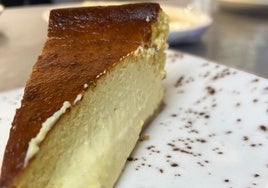 Una exquisita tarta de queso.