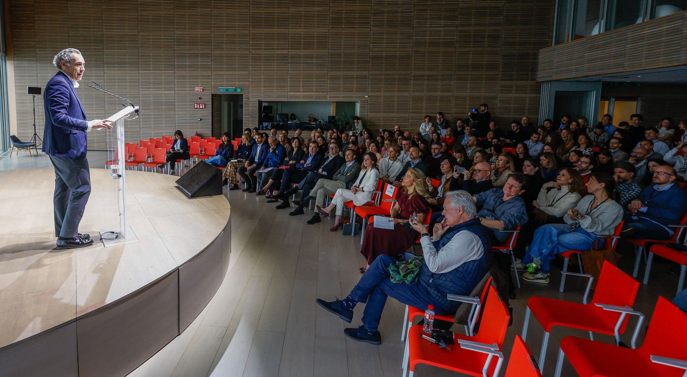  Manuel Mirat, CEO de Vocento, daba la bienvenida a los asistentes.