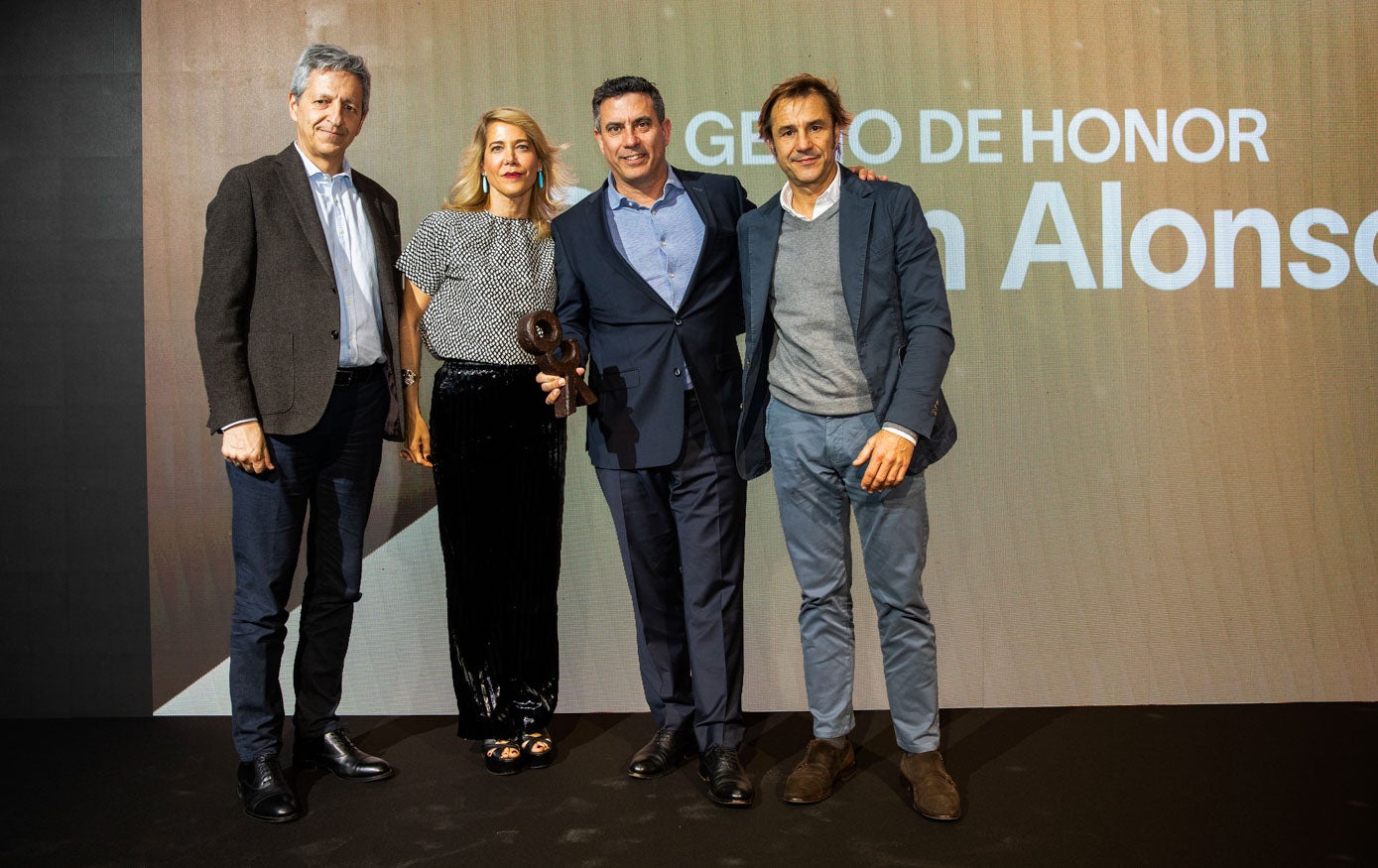 Vocento.Medios reconoció la figura del fallecido Ramón Alonso con el Premio GENIO de Honor. 