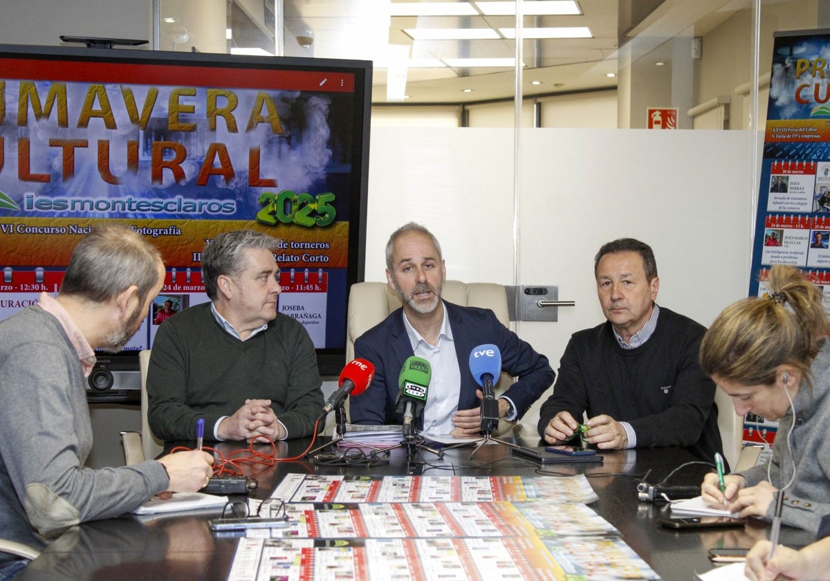El IES Montesclaros celebra diez ediciones de su Primavera cultural con más de 20 charlas y talleres