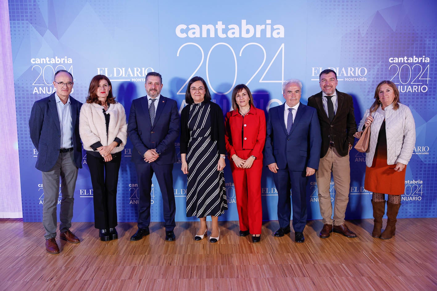 Ángel Cobo, Mar Marcos, Íñigo Casafont, Conchi López, Rosa García, Ramón Moncalián, Julio Álvarez y Marián González. 