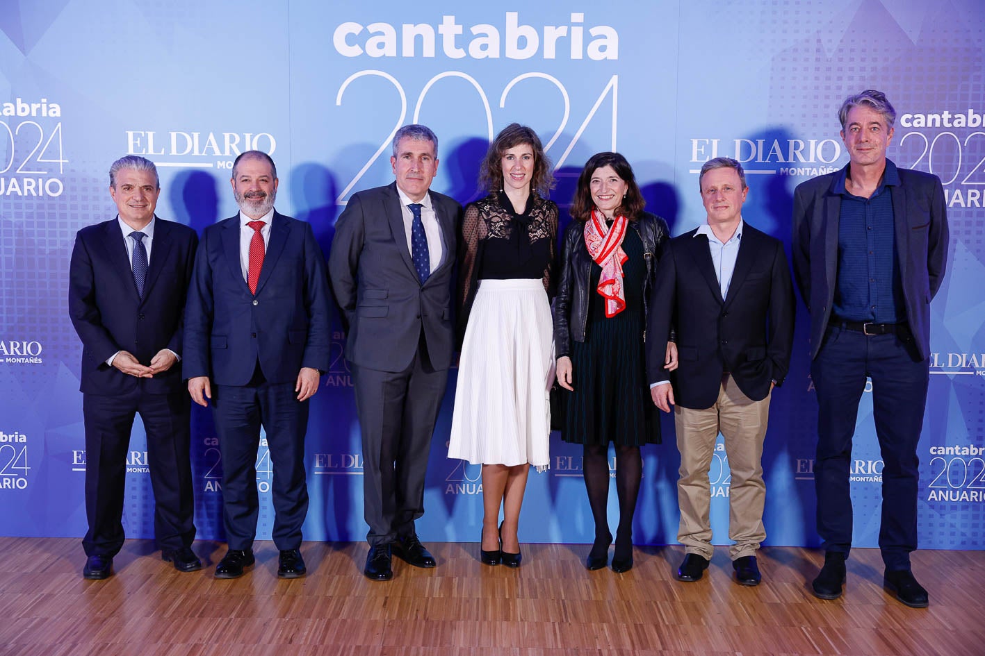 Santos Gracia Villar, Rubén Calderón, Eduardo Miñambres, María Luisa Fernández, María Ángeles Ballesteros, Manuel Gutiérrez Cuadra y Carlos Sainz.