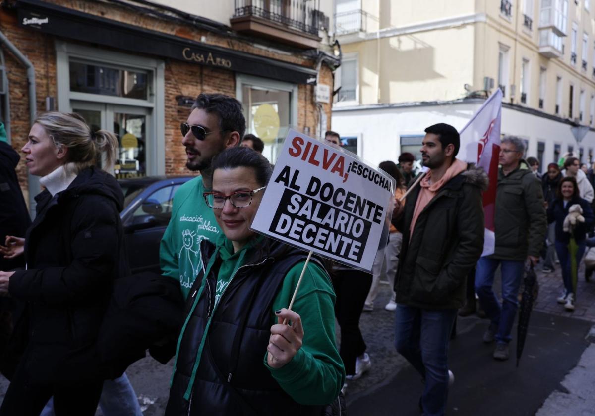 Manifestación docente por el centro de Santander el pasado febrero.