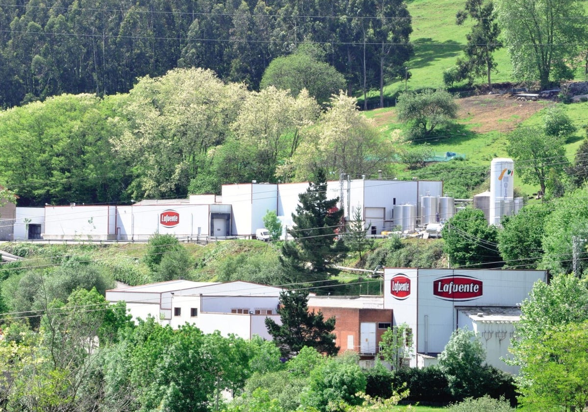 Imagen principal - Fábricas de Heras (Cantabria), Montesinos (Murcia) y Arriondas (Asturias).