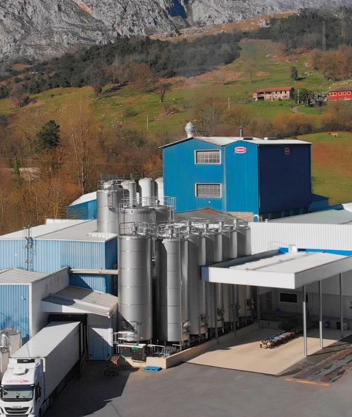 Imagen secundaria 2 - Fábricas de Heras (Cantabria), Montesinos (Murcia) y Arriondas (Asturias).