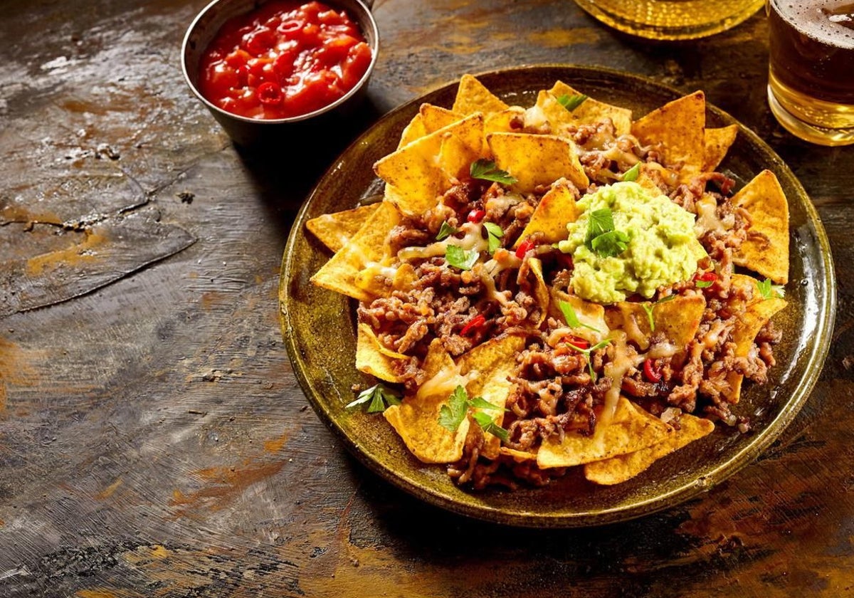 Unos nachos enchilados como aperitivo de lo más picante