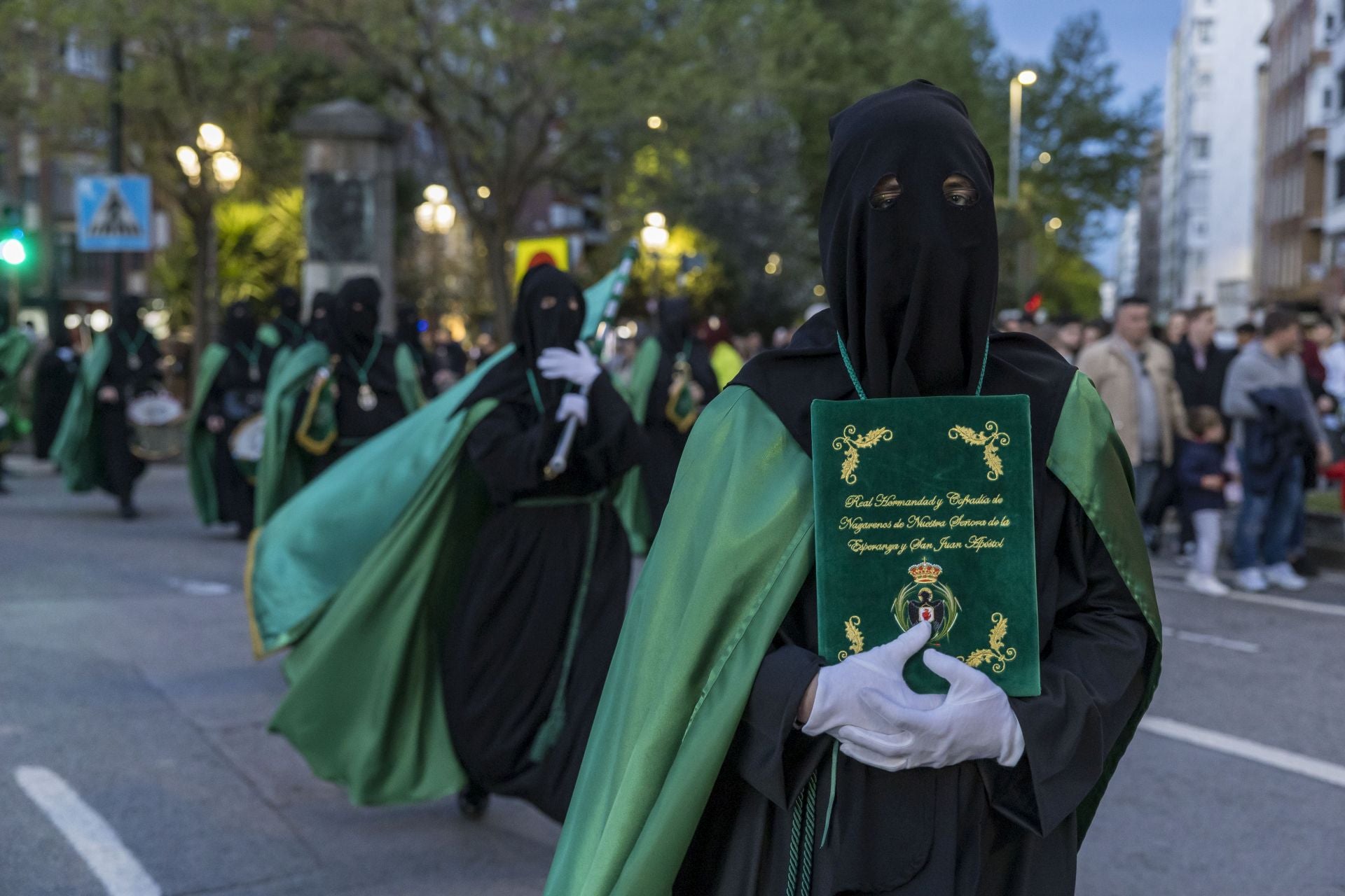 La procesión a su paso por San Fernando