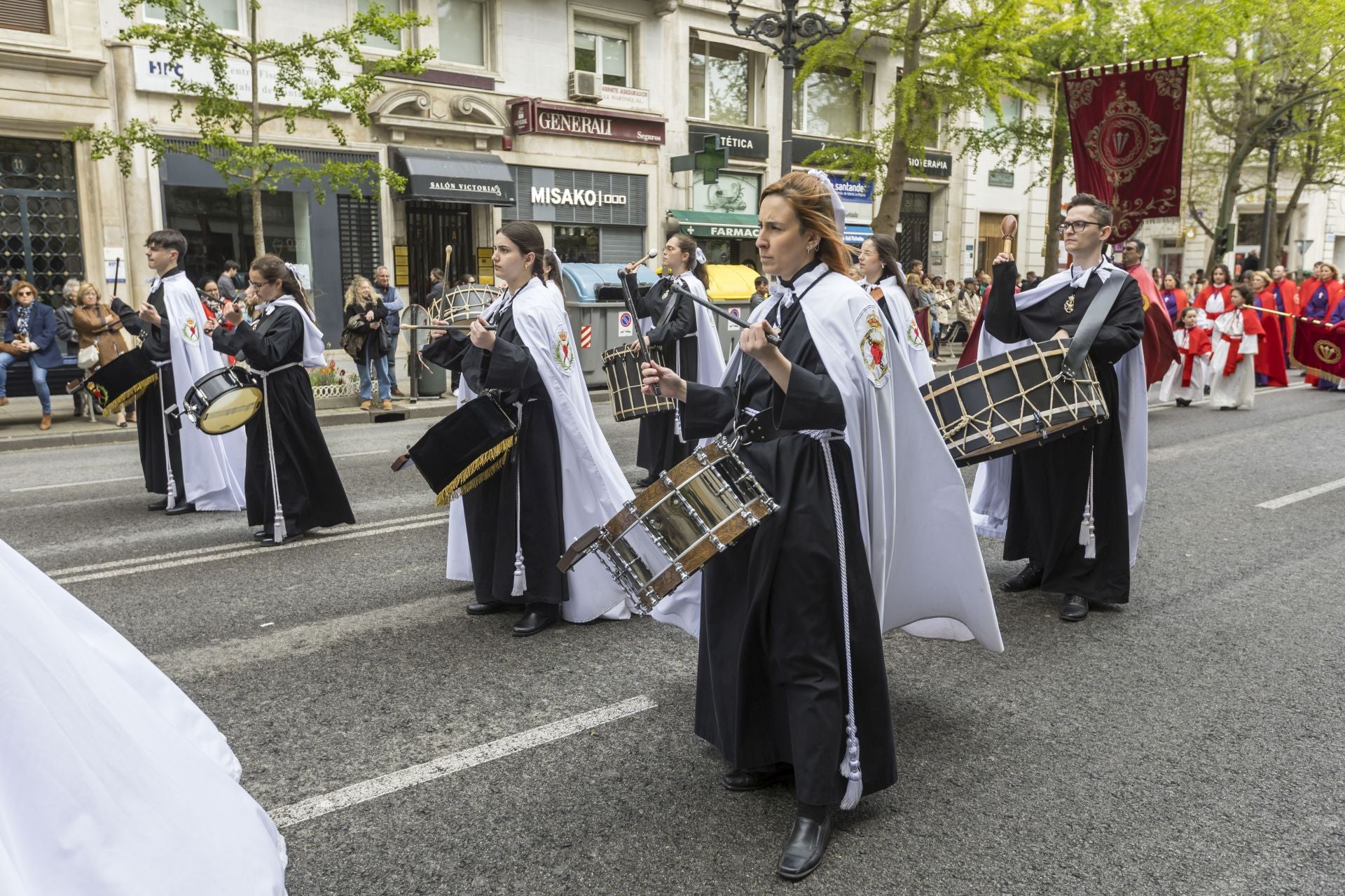 La procesión a su paso por Calvo Sotelo.