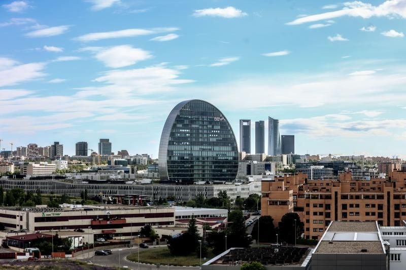 BBVA acompañó el año pasado a 125.000 empresas españolas en su internacionalización, 878 cántabras