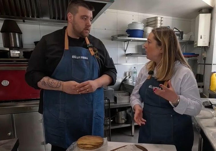 Así hacen los tortos de maíz con langostinos en el restaurante Ciclo de Ruente
