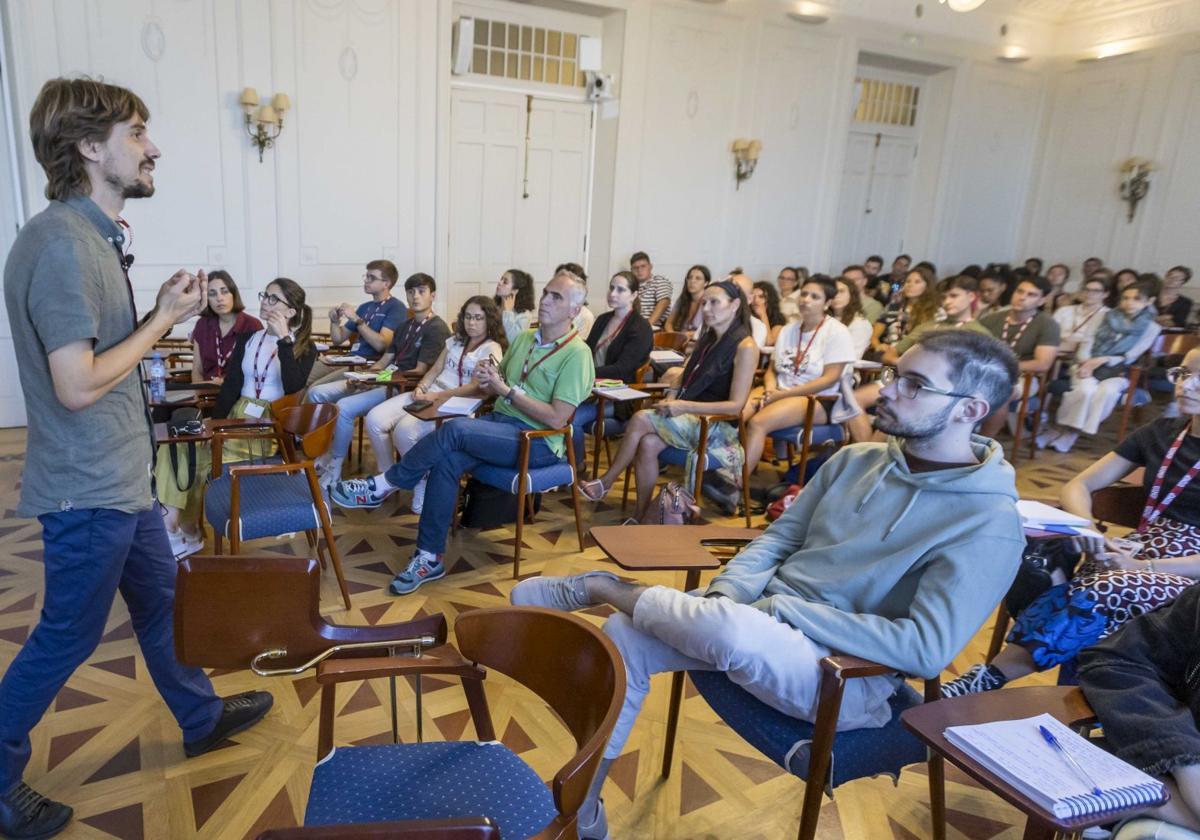 La UIMP, que inicia sus cursos el 16 de junio con siete citas, busca consolidar su Plan Estratégico