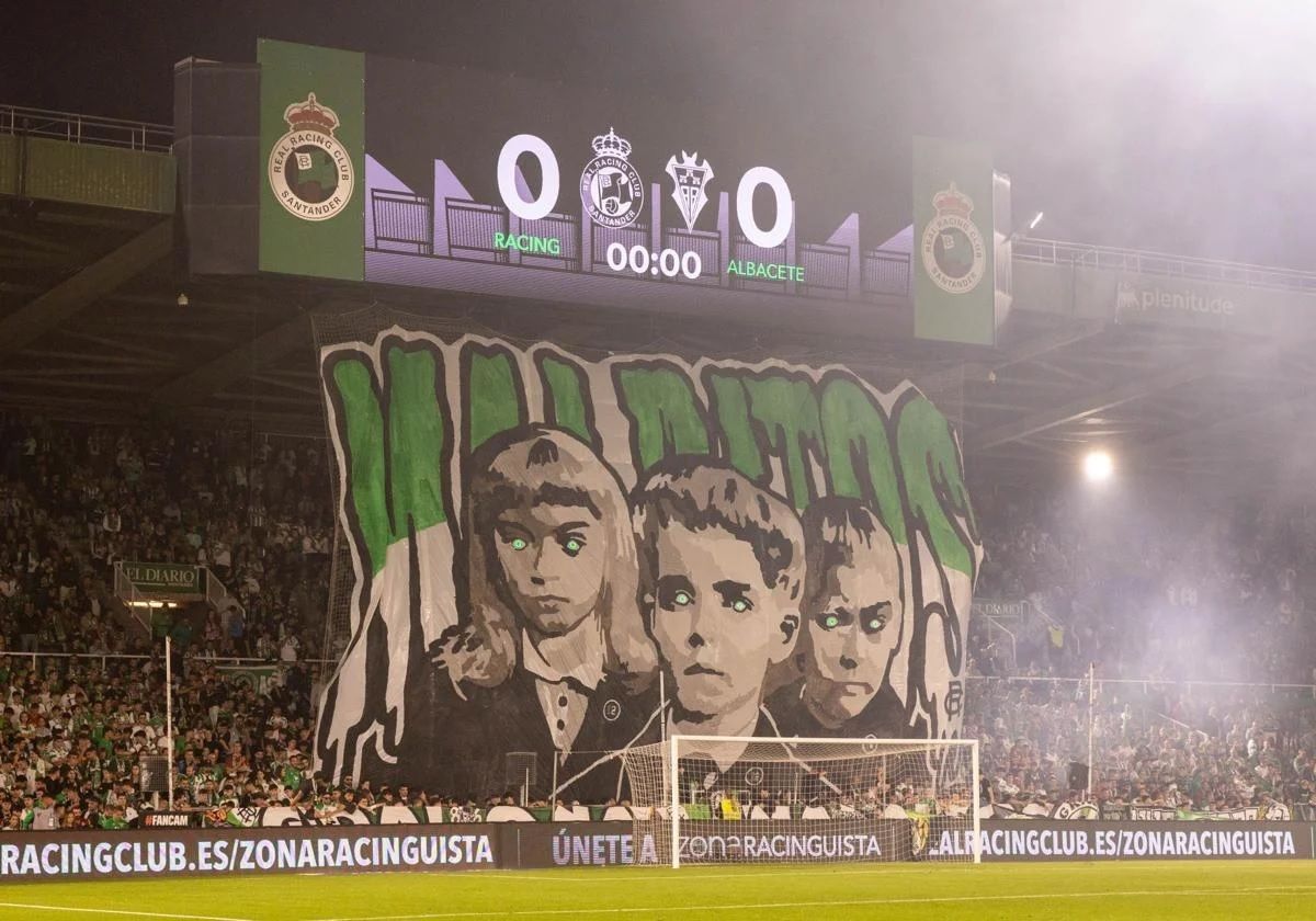 El tifo que se exhibió en los Campos de Sport ante el Albacete en la jornada 13 fue único en España, con iluminación, efectos de humo y música. 