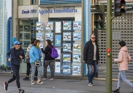 El bono está destinado al alquiler de viviendas para cántabros menores de 35 años.