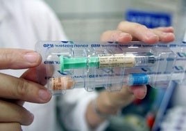 Arranca el llamamiento masivo para vacunar en Cantabria a los chicos de 17 y 18 años del Virus de Papiloma
