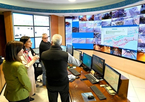 Santander sustituye 27 cámaras del centro de control de tráfico de la red semafórica