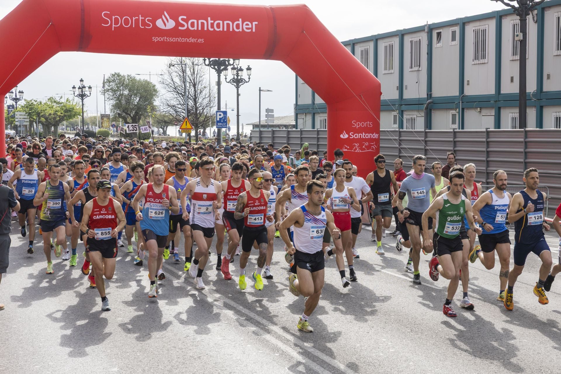 Si participaste en la media maratón y seis kilómetros de Santander, búscate