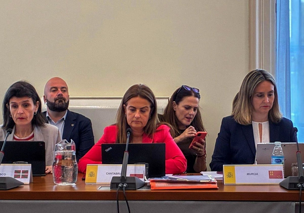 La reunión sobre la acogida de menores extranjeros termina sin acuerdos y entre reproches