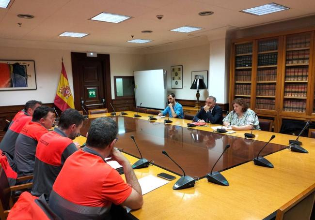 Reunión con IU