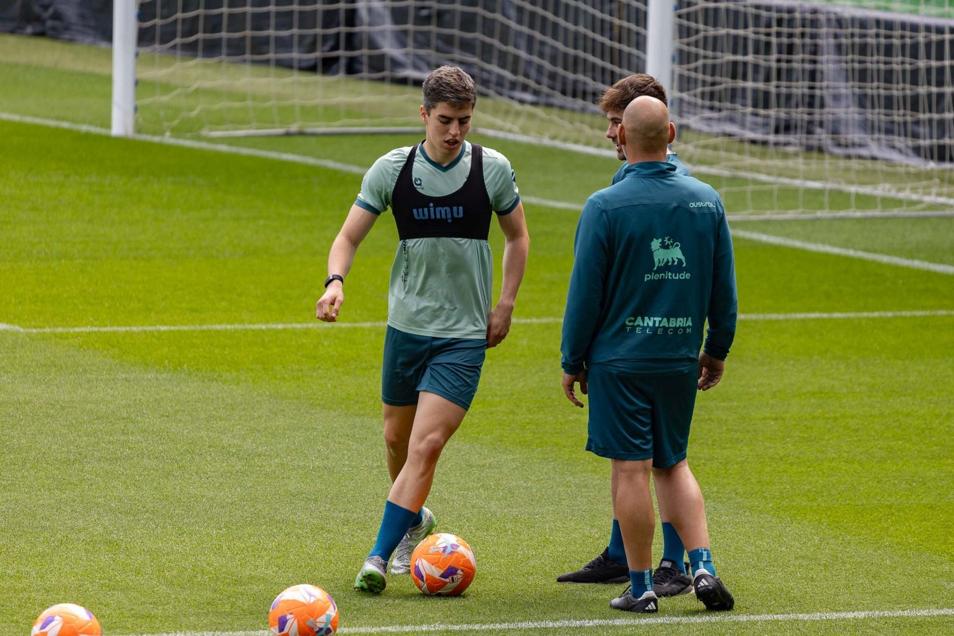 Íñigo, en Los Campos, recuperándose de su lesión.